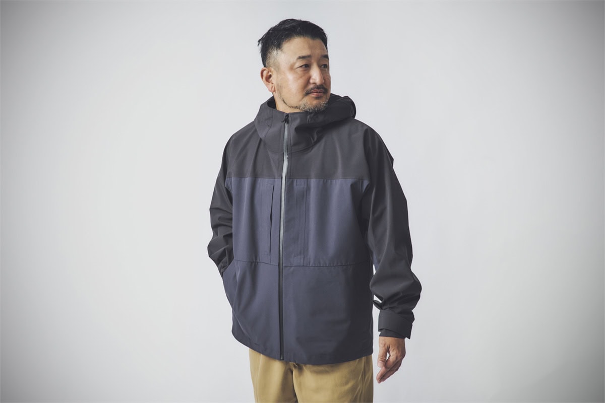 ユニクロ ブロックテックパーカ/バイカラー ¥14,900(税込)