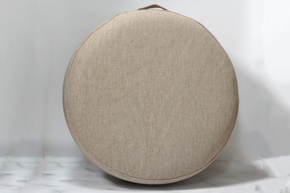 無印良品「空気でできたフロアクッション」