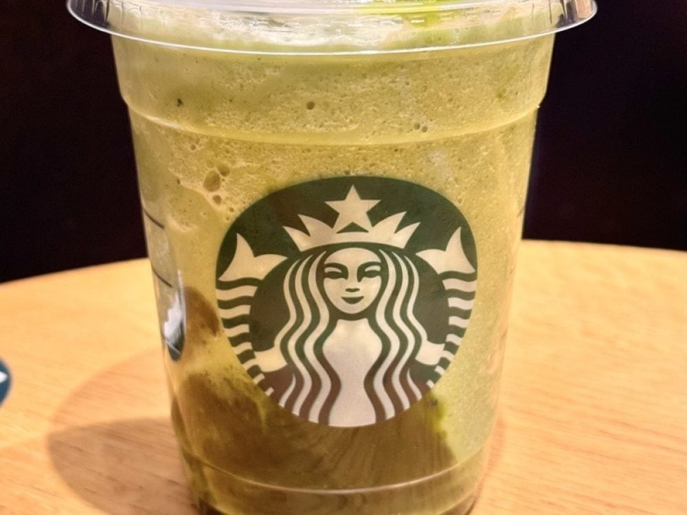 第1位　【スタバ新作】中に「抹茶あん」が入ってる!? まるで飲む和菓子な「玉露抹茶 フラペチーノ」が贅沢すぎた