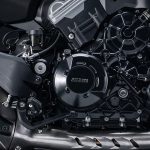 全回転域で高いトルクを発揮してくれるパワフルさと同時に、極めて軽量かつコンパクトに仕上げられたV4エンジン