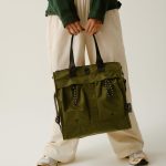 KiU「K522–KiU ヘルメットバッグ」￥7,920／横37×縦37×マチ15㎝／24ℓ