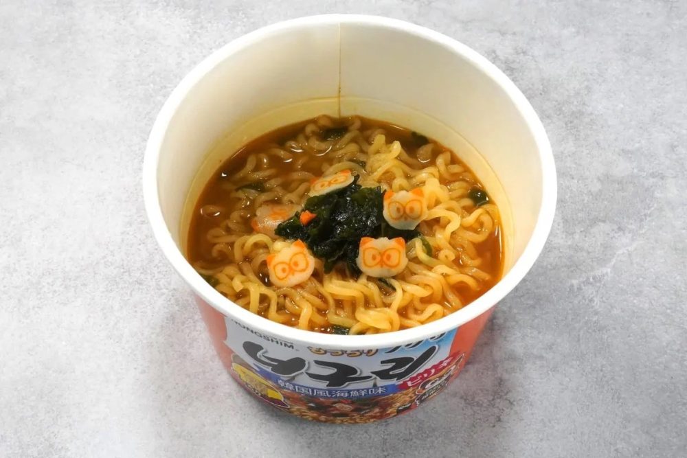 第2位　「このカップ麺、マジで激ウマ」麺の食感がたまらない“太麺系”ベスト3【1位はもちもち麺と濃厚海鮮スープが衝撃的】