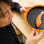 「電子レンジで焦げ目がつくわけない」と疑いを持って実体験