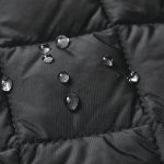 撥水加工が施されており雨に濡れても安心！