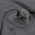 電動ポンプの充電はUSB-CでできるからスマホやノートPCと共通で、専用の充電ケーブルを持ち歩く必要もありません