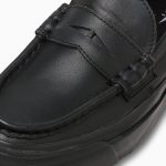 サドル（甲に乗せられた帯状のパーツ）にはジャックパーセルのアイコンをくり抜きで表現