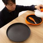 一般販売価格は浅型タイプ10,980円、浅型タイプと特大タイプのセットで19,600円となっています