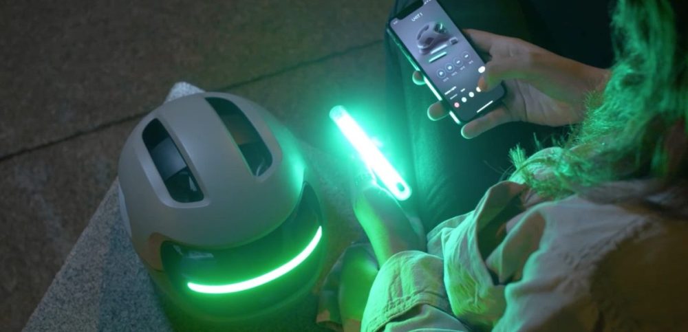 UNIT 1 アプリと連動させれば、「Crash Alert」機能も利用可能