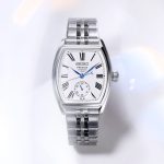 【気品がにじむ国産の自動巻モデル】セイコー プレサージュの新作はトノー型ケースに琺瑯ダイヤルを載せた気品たっぷりのドレスウオッチ