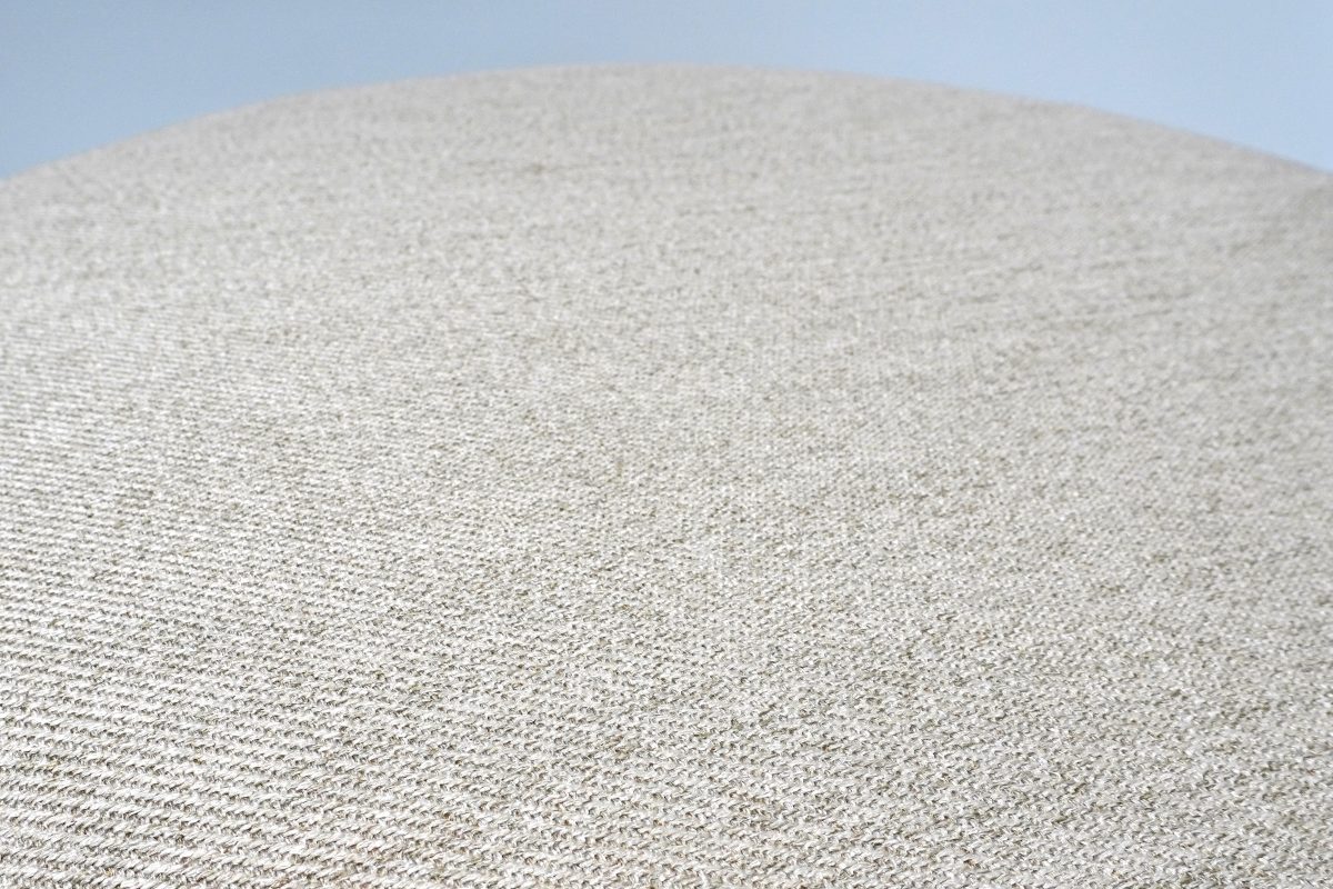 無印良品「空気でできたフロアクッション」