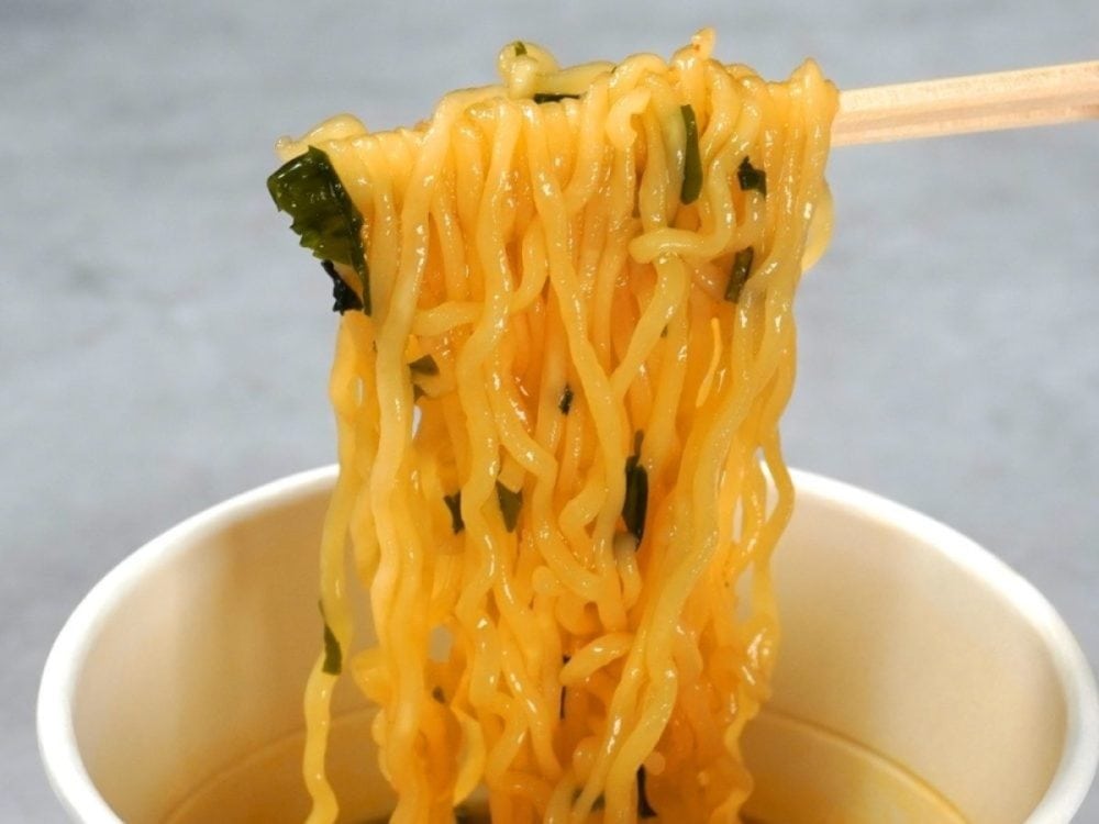 第2位　「このカップ麺、マジで激ウマ」麺の食感がたまらない&ldquo;太麺系&rdquo;ベスト3【1位はもちもち麺と濃厚海鮮スープが衝撃的】