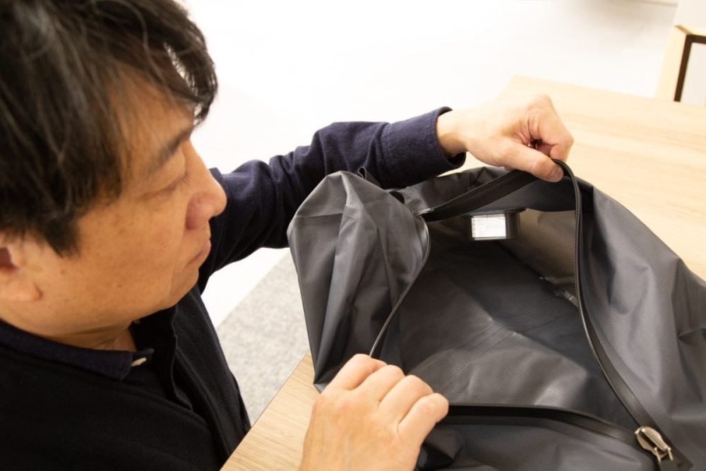 耐久性のあるTPU、ポリエステル素材で作られているので、丈夫で長持ち