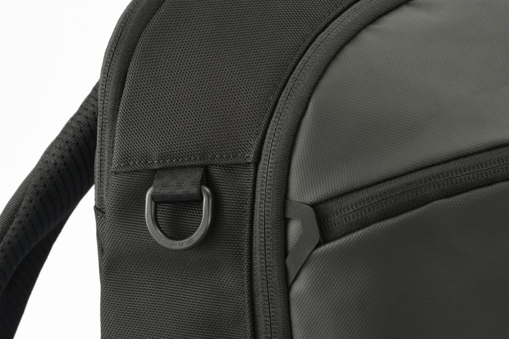 ストラップホルダー