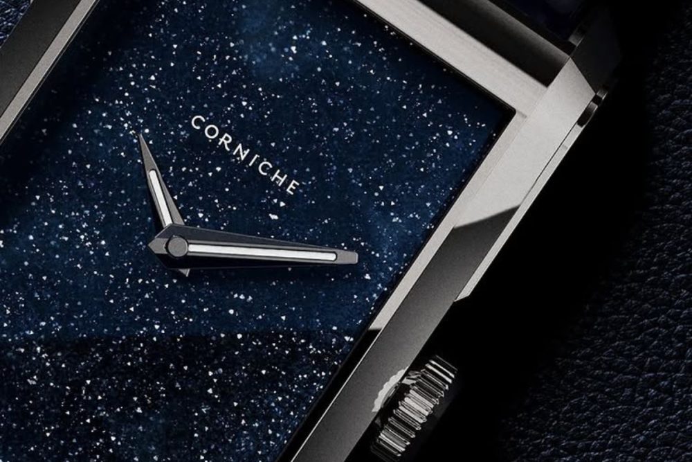 【シンプルで美しい角形ウォッチ】北欧コーニッシュの新作はエレガントなレクタングルケースを採用した「ヴィジョネア」!アベンチュリン文字盤を含む全4型を用意