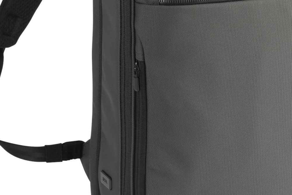 揺れて音が鳴らないファスナー引手「セミオートマチックスライダー」