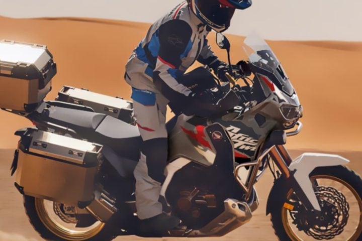 【受注限定】ホンダ王者「アフリカツイン」に渋すぎる特別カラーが登場!装備が完璧すぎる2026年限定モデル