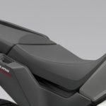 2段階の高さ調節が可能なシート