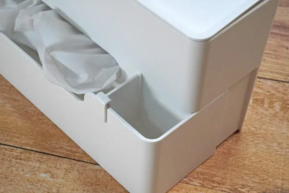 第3位　【999円で机が劇的スッキリ】ニトリの「多機能ティッシュケース」が優秀すぎる！ 散らかる小物を“全回収”した正直レビュー