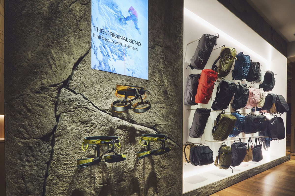 「アークテリクス 池袋東武ブランドストア」