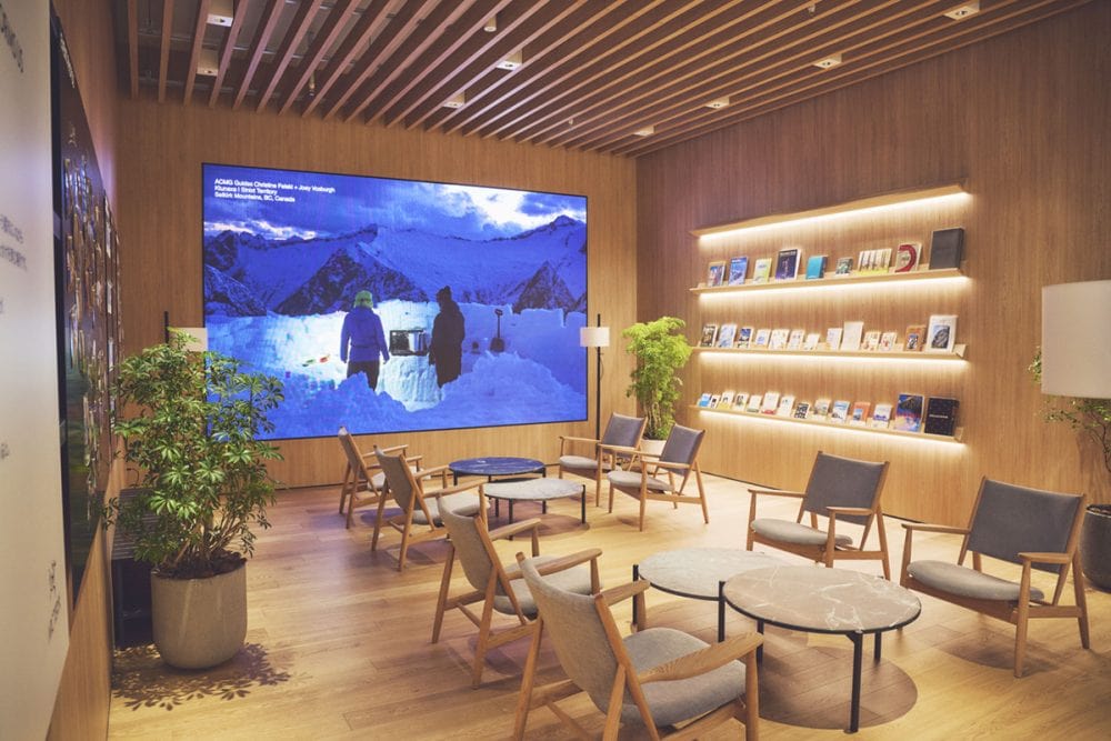 ゆったりとしたコミュニティスペースまで常設