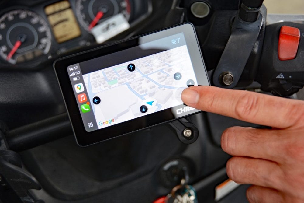 タッチスクリーンで動きもスムーズ