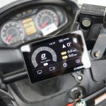 スピードや空気圧などを表示するスタンダードな画面