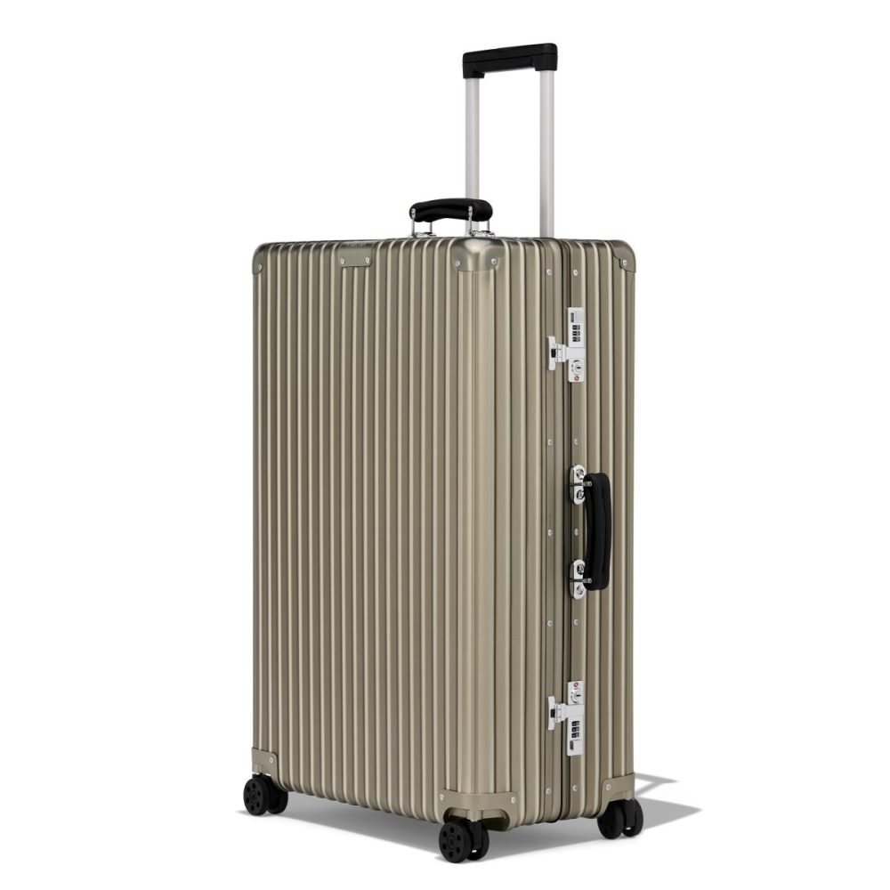 リモワ「クラシック チェックインL チタニウム」¥301,400/H79×W53×D28㎝