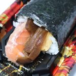 はみ出ている！