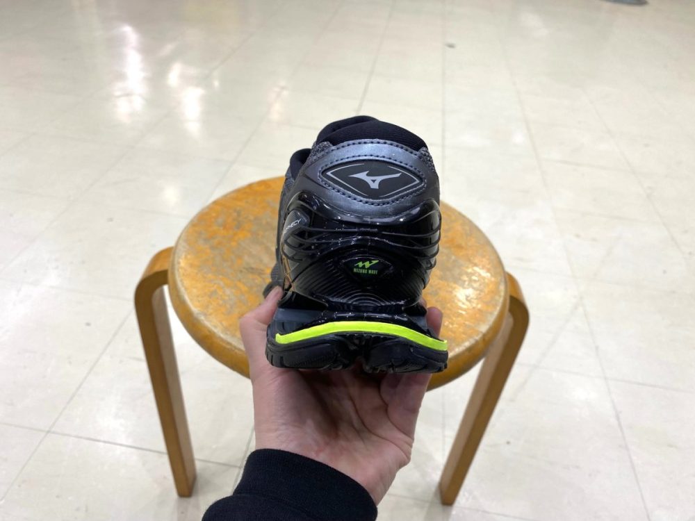 MIZUNO WAVE PROPHECY LS 