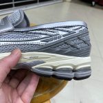 ニューバランス 1906L