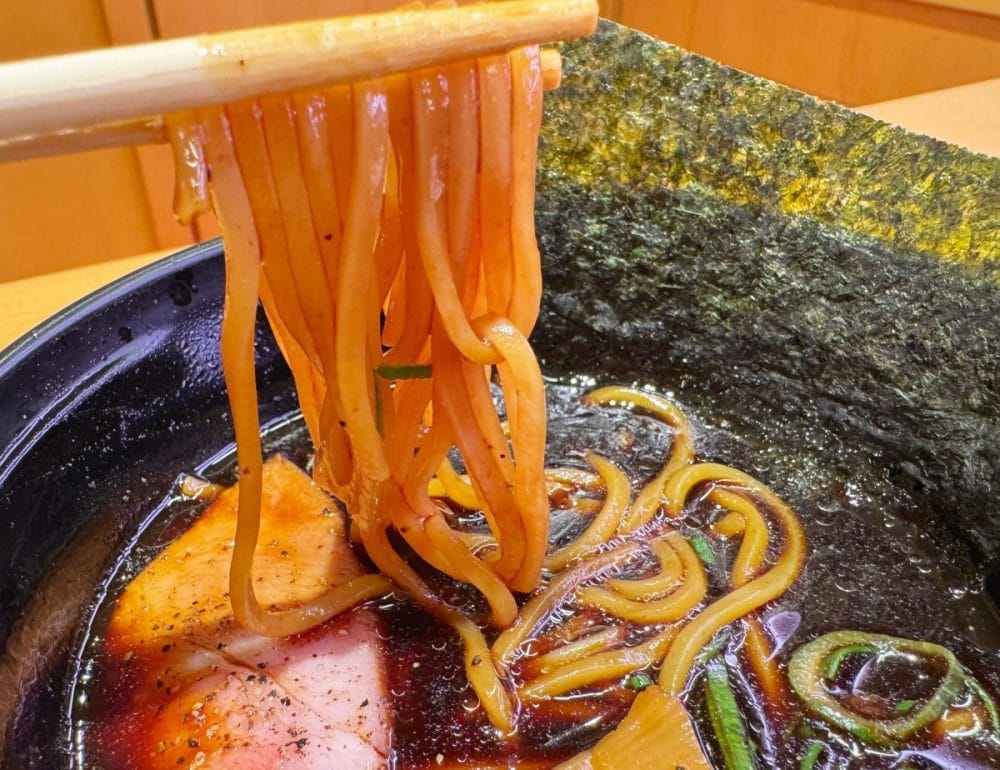 最後の一滴まで箸が止まらなくなる一杯に