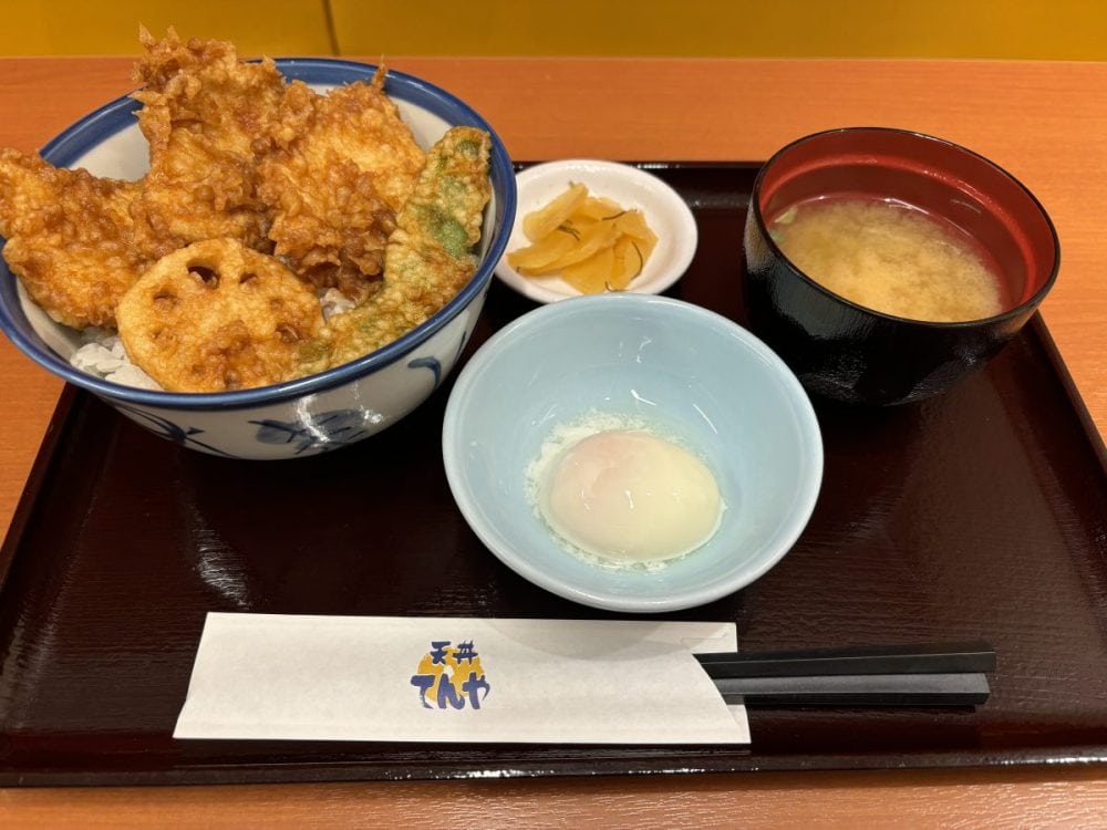 天丼てんや　たれづけ親子鶏天丼（みそ汁付）