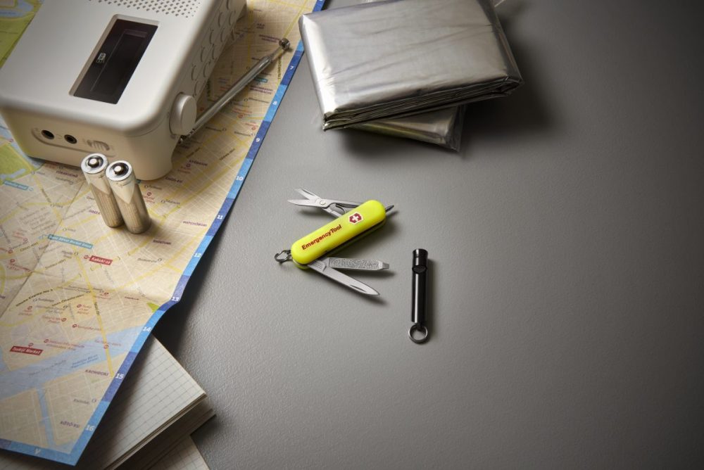 シグネチャーライト W58×H12mm、24g、￥6,600