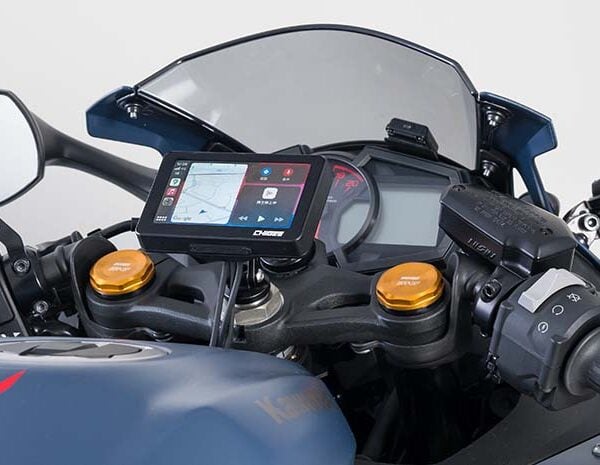 スーパースポーツモデルへの装着例