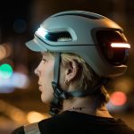 活用することで交通事故のリスク軽減に貢献してくれるスマートヘルメット