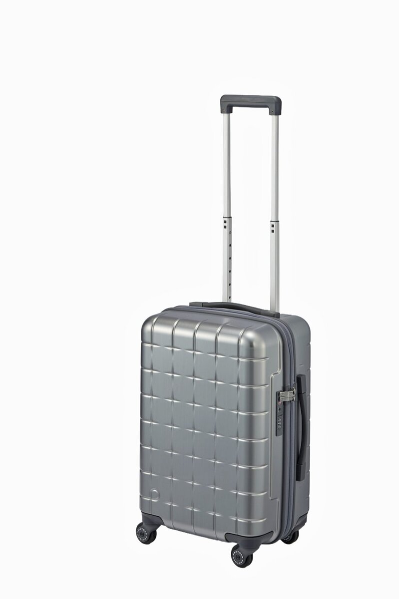 プロテカ「360G4 メタリック 2（08601）」￥104,500／H54×W36×D25㎝／3.2㎏／38ℓ／2色展開