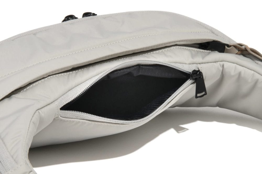 【春を先取りする限定色】アントラック「CITY/DS」に新色ボーン&新作3型を追加!