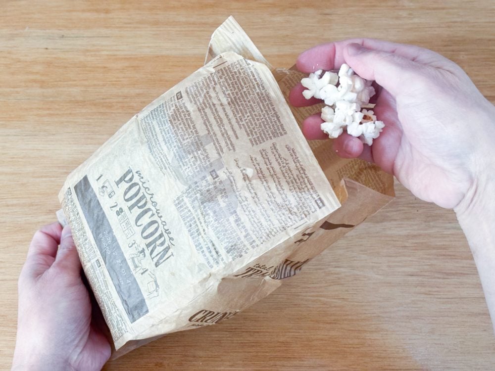 紙パックの封を開けてそのまま食べられちゃうなんてとても優秀です