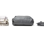 面倒なパッキングの悩みを解決してくれるのが、電動ポンプ内蔵で簡単圧縮を実現する「Qubo」