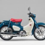 好評な「パールボスポラスブルー」も継続して設定