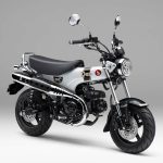 低重心でロングホイールベースの「ダックス125」