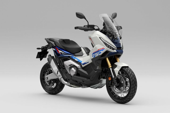 【クラッチ操作不要】ホンダの人気大型クロスオーバーバイク「X-ADV」がカラーを一新!毎日の通勤を“冒険”に変える一台