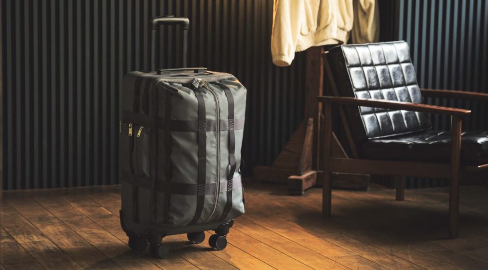 シー
GRID3 SOFT TROLLEY
¥61,600