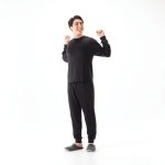 カインズ 疲労回復サポートウェアトップス　￥3,980（ブラック） 疲労回復サポートウェアパンツ　￥3,980（ブラック）