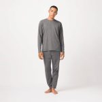 ティゴラ TIGORA SLEEP 長袖クルーネックシャツ　￥2,999 TIGORA SLEEP ロングパンツ　￥2,999