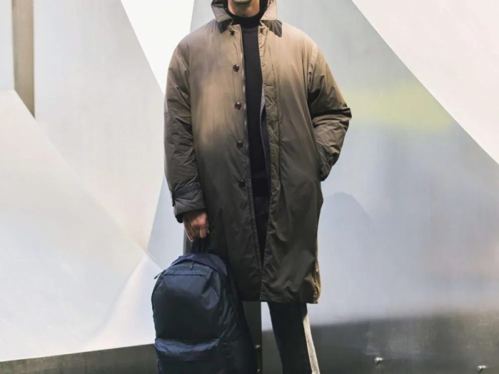 第2位　【冬の最強通勤スタイル】着ぶくれ知らずで暖かい！ナンガの「美シルエットダウン&times;自立リュック」が快適すぎる