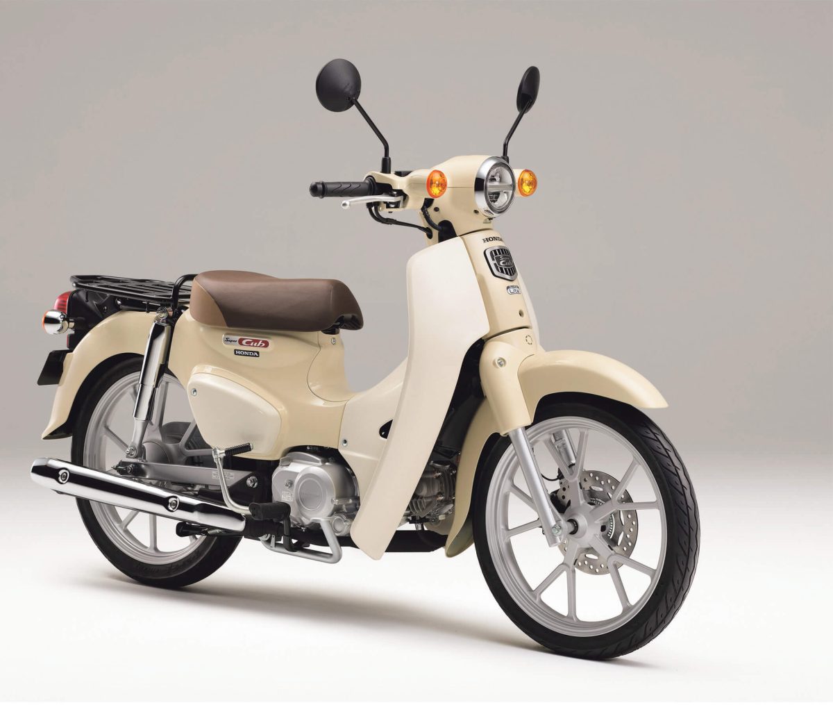 50ccカブ生産終了】…でも大丈夫！免許そのままで乗れる後継機、ホンダ