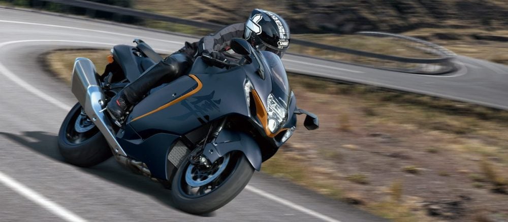 エンジン効率と耐久性をアップさせながら、最新の排出ガス規制にも対応している