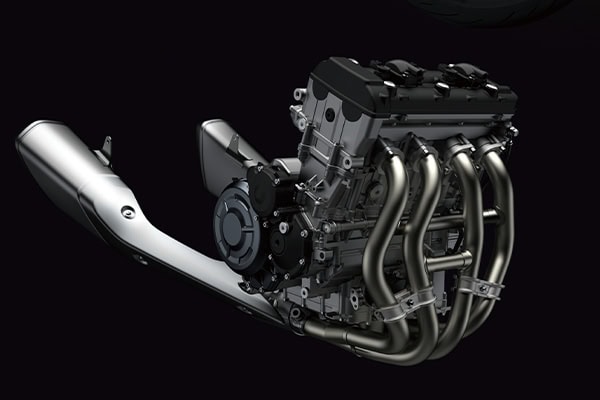 実用域の出力を増加させることで、リニアでコントロール性のある出力特性を実現し、扱いやすさもアップさせた1339ccの水冷直列4気筒エンジン