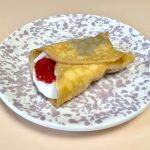これはもう、クレープの魅力が全部詰まっている。まず生地がとにかくおいしい